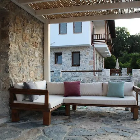 Villa Summer
